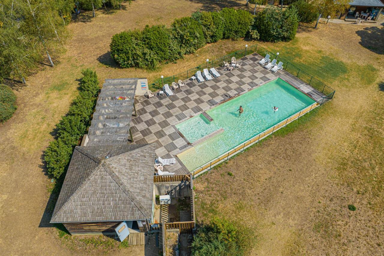 Les Chalets De Booz Saint-Germain-du-Teil Экстерьер фото
