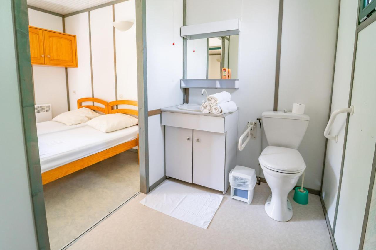 Les Chalets De Booz Saint-Germain-du-Teil Экстерьер фото